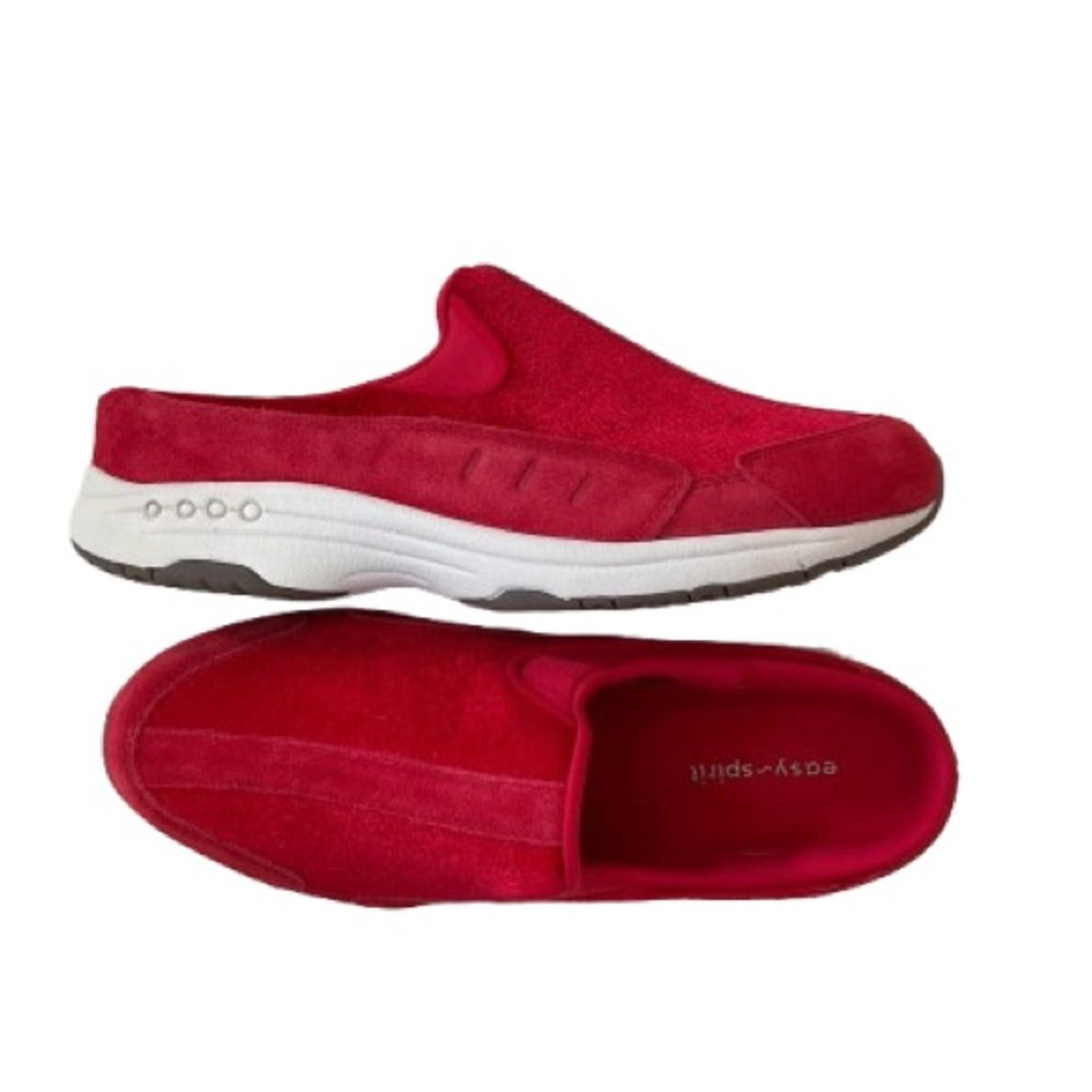 Easy Spirit Traveltime Clogs